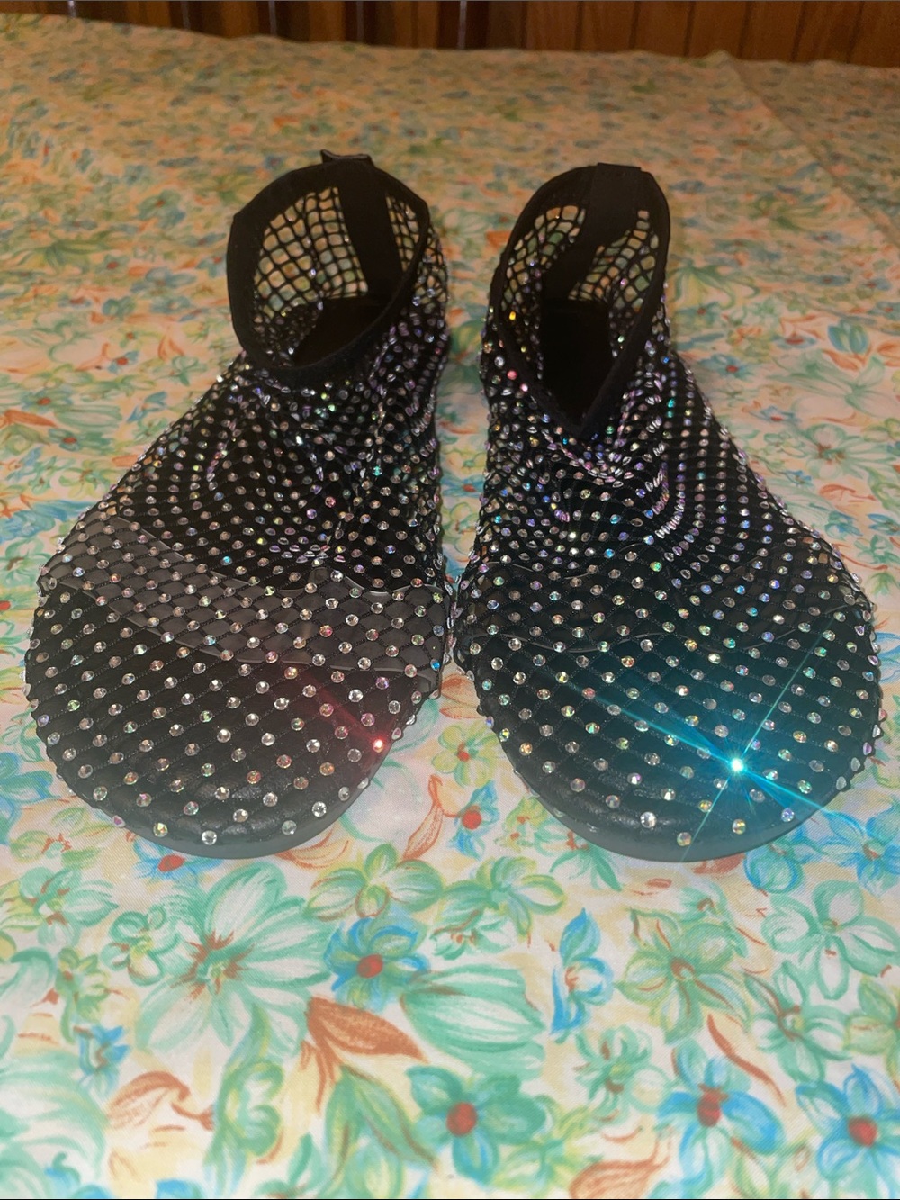 Black fishnet flat sandals with rainbow rhinestones (39=8.5)